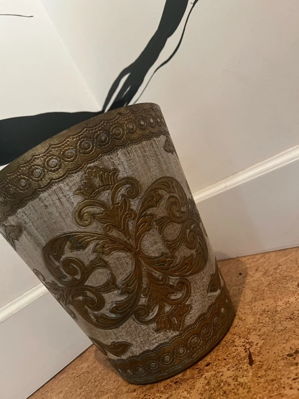 Vintage Florentine Waste Basket gold wastebasket trash can bathroom - Picture 3 of 12